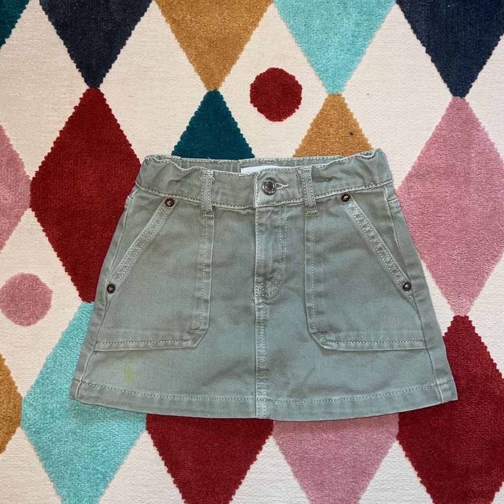 ZARA kids denim skirt. Size 6.